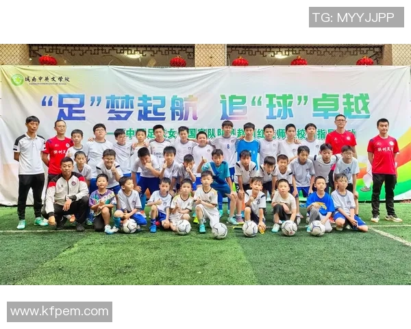 唐山南湖足球明星闪耀香港赛场展现中国足球新风采