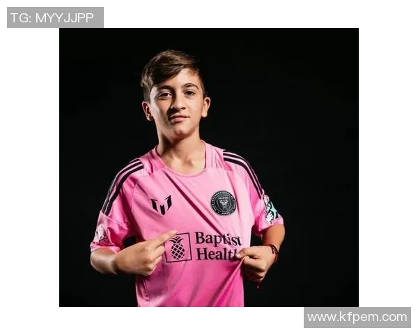 最帅足球明星的传奇人生与爱情故事揭秘