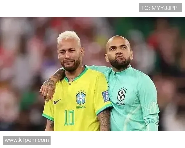 足球明星在家中训练的秘密与技巧分享让你也能提升球技 足球明星在家中训练的秘密与技巧分享让你也能提升球技